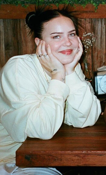 Full leaked Anne marie private photo