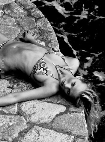 Full leaked Anne vyalitsyna page private onlyfans photo