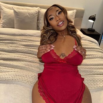 Full leaked Annemoore private onlyfans photo