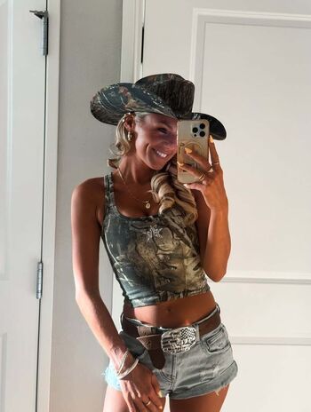 Full leaked Annie agar private photo