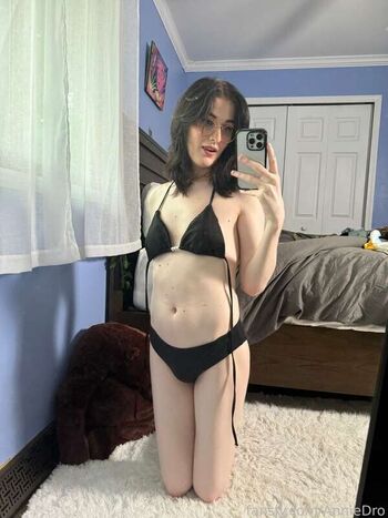 Full leaked Annie dro private photo