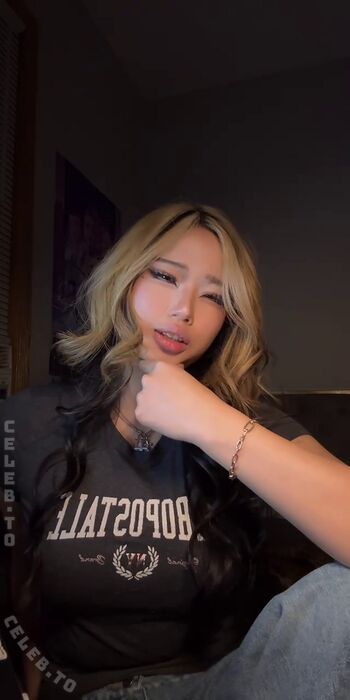 Full leaked Annie zheng private onlyfans photo