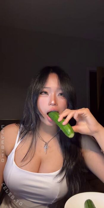 Full leaked Annie zheng private onlyfans photo