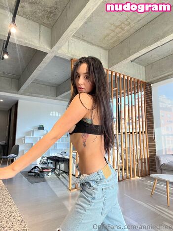 Full leaked Anniedreams private photo