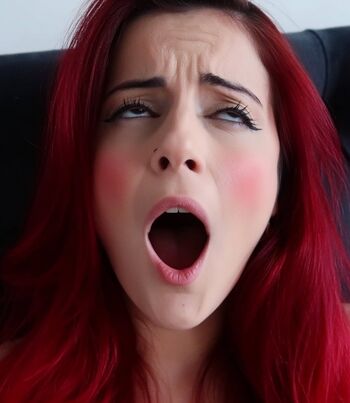 Full leaked Anniefuchsia private photo