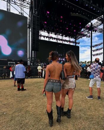 Full leaked Annietdoan private onlyfans photo