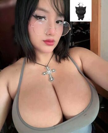 Full leaked Anniethv private photo