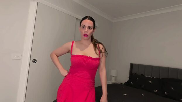 Full leaked Annika rain private photo
