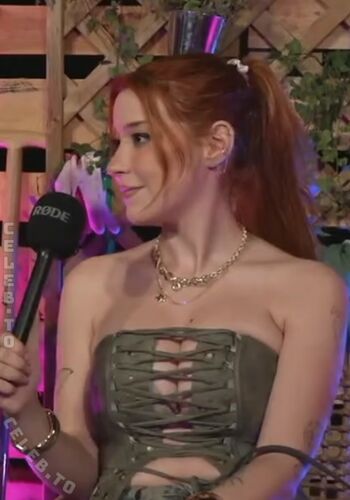 Full leaked Annitheduck private photo
