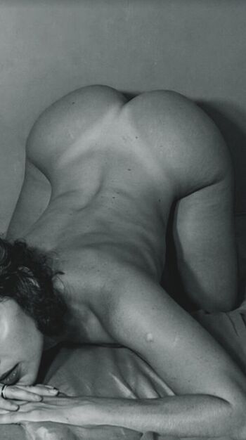 Full leaked Annykalmeidaa private onlyfans photo