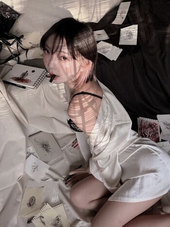 Full leaked Anshia flower page private photo
