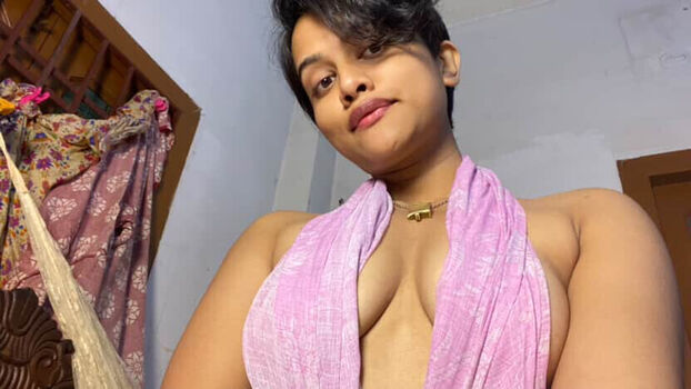 Full leaked Antarshree pandit private photo