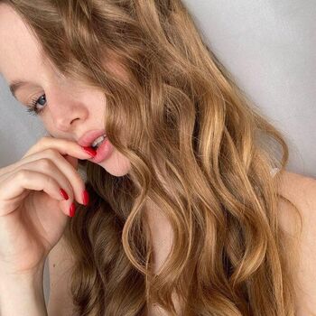 Full leaked Antionettepulgarin private onlyfans photo