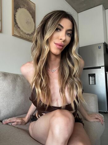 Full leaked Antonella dumont private photo