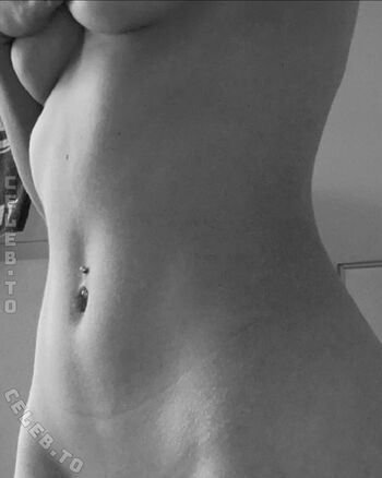 Full leaked Antoniavanessa page private photo