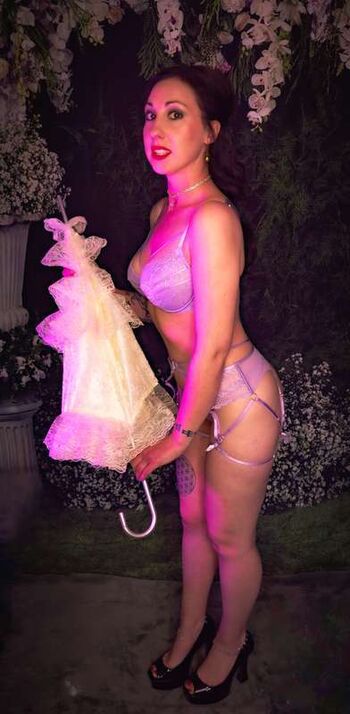 Full leaked Anunna healing private photo