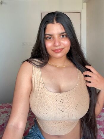 Full leaked Anushka deokate private photo