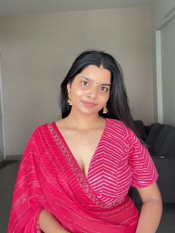 Full leaked Anushka deokate page private photo