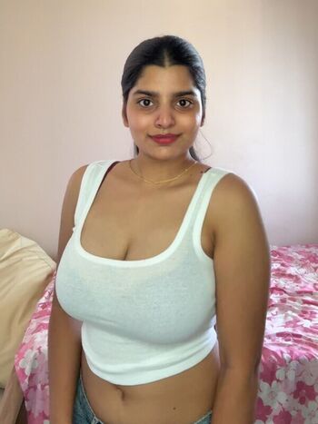 Full leaked Anushka deokate private photo