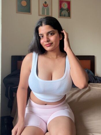 Full leaked Anushka deokate private photo