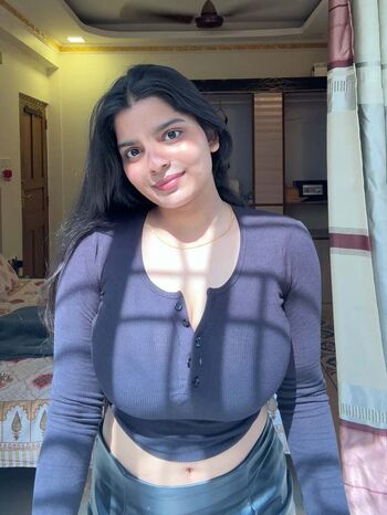 _anushkadiariess_