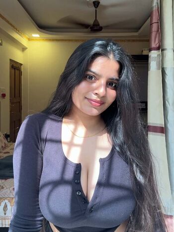 _anushkadiariess_
