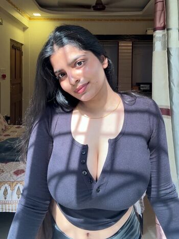 Full leaked Anushkadiariess private photo