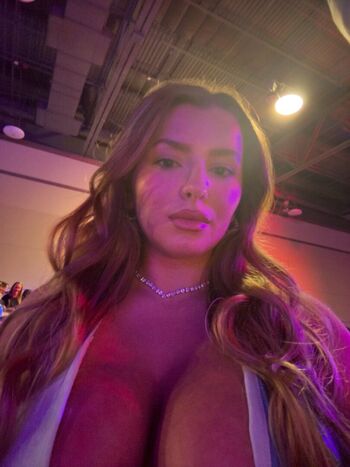 Full leaked Anxhelz private onlyfans photo