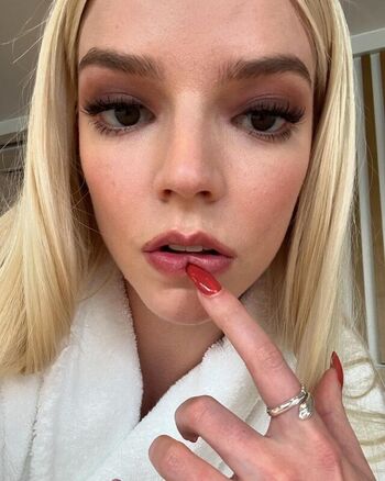 Full leaked Anya taylor joy  page private photo