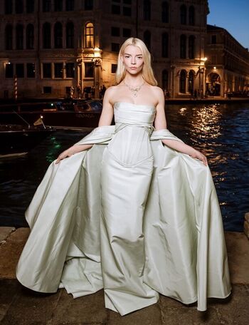 Full leaked Anya taylor joy page private photo