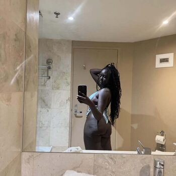 Full leaked Anyang deng private onlyfans photo