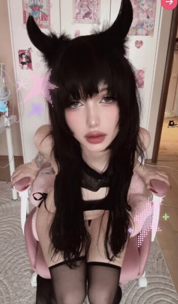 Full leaked Anyatsunava private photo