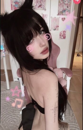 Full leaked Anyatsunava private photo