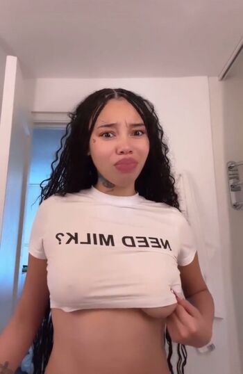 Full leaked Anycia private photo