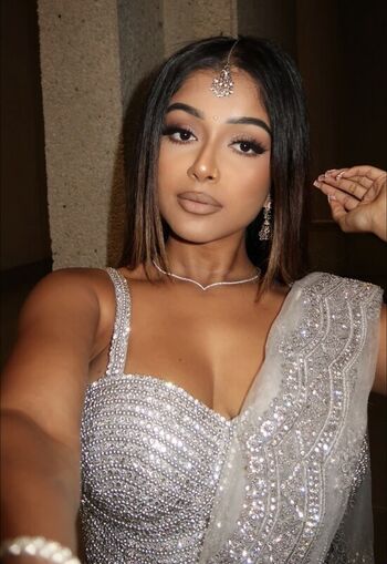 Full leaked Apeenaiyah private photo