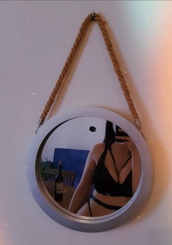 Full leaked Aphrodite private photo