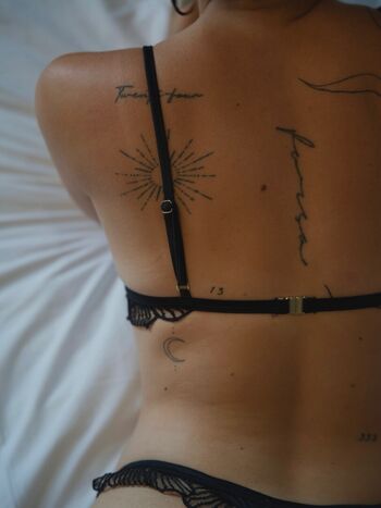 Full leaked Apollinegrmz private onlyfans photo