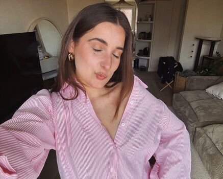 Full leaked Apollinegrmz private onlyfans photo