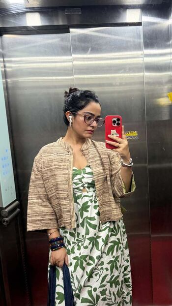 Full leaked Apoorva arora private onlyfans photo