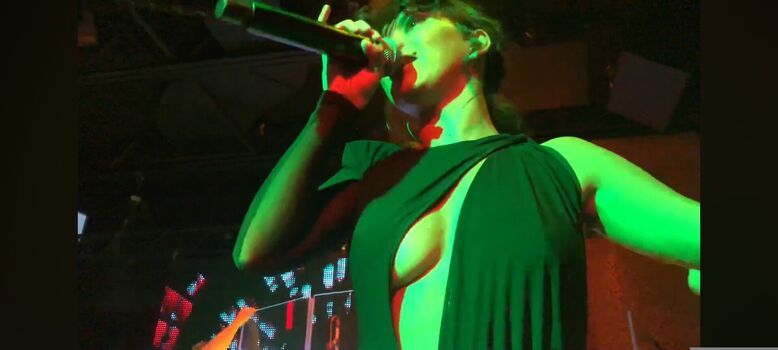 Full leaked Apostoleanu private onlyfans photo