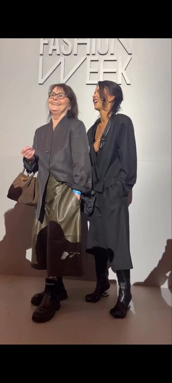 Full leaked Apostoleanu private onlyfans photo