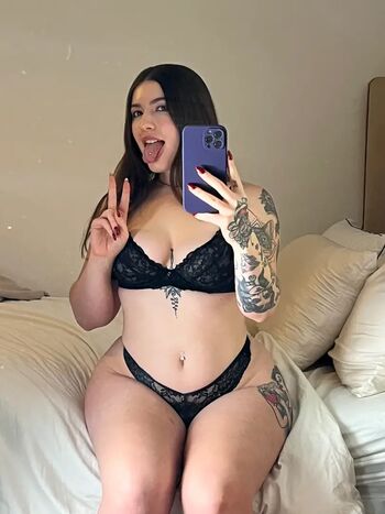 Full leaked Applekittii private photo