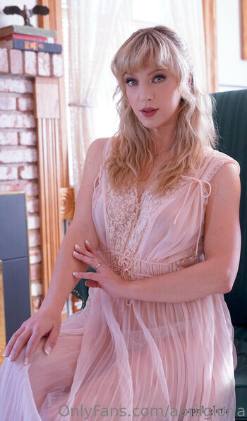 Full leaked April gloria page private photo