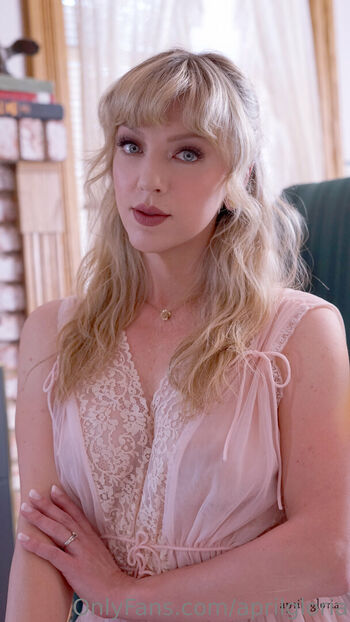 Full leaked April gloria page private photo
