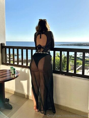 Full leaked April quinne page private onlyfans photo