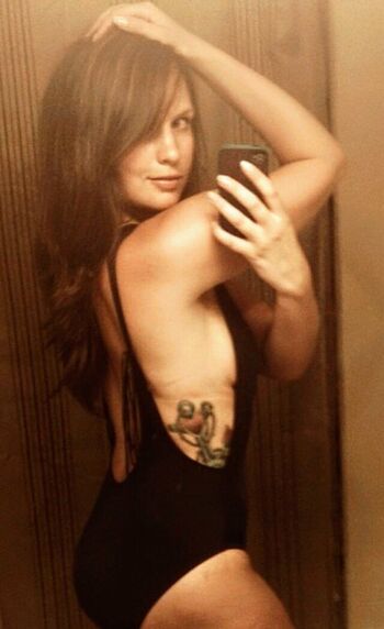 Full leaked April renee private photo