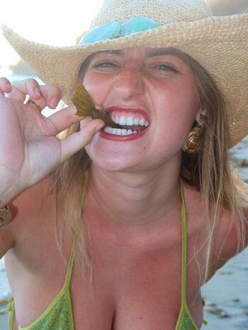 Full leaked Aquisandrax private onlyfans photo