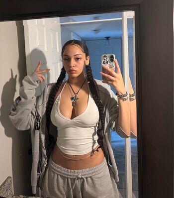Full leaked Archangellz page private photo