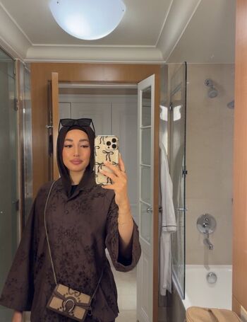 Full leaked Areeba shah private photo