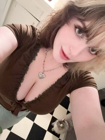 Full leaked Aretteepls private onlyfans photo